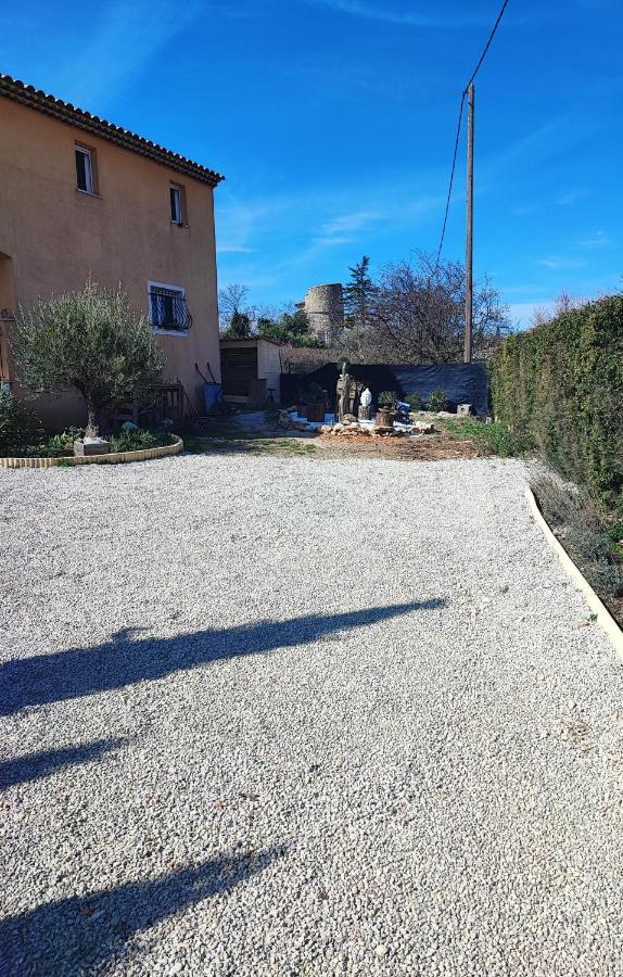 Villa près des remparts Régusse Esterno foto