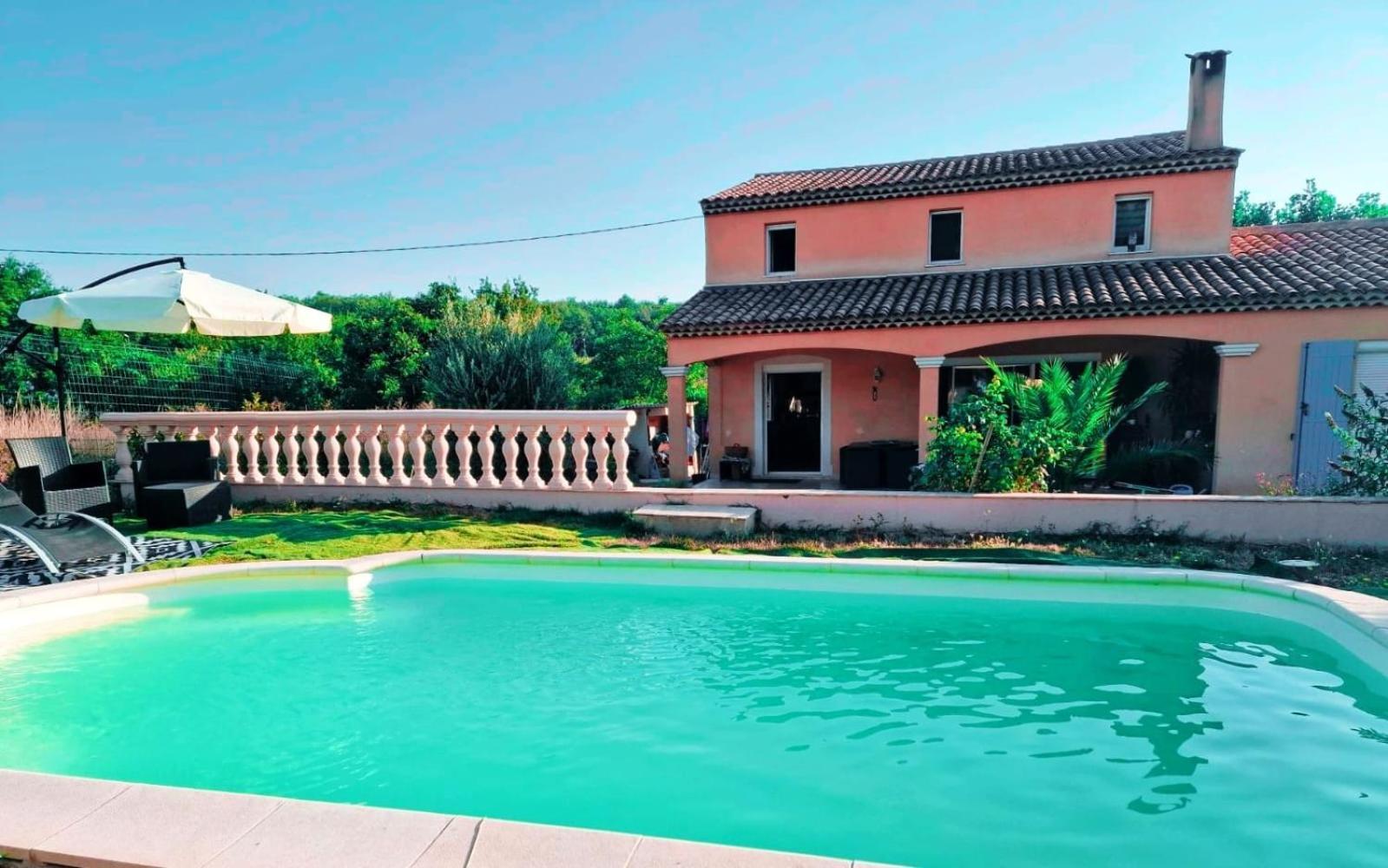 Villa près des remparts Régusse Esterno foto